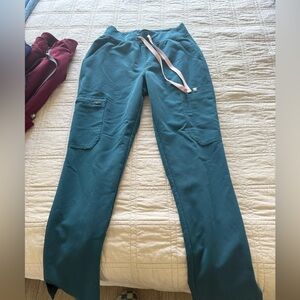 FIGS high waisted Yola skinny scrub pants 
Caribbean Blue
